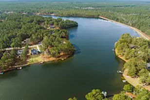 30220 W Lake Dr, Wagram, NC 28396 - Photo 36
