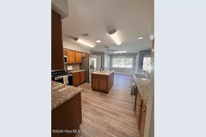402 Crestwood Drive, Newport, NC 28570 - Photo 10