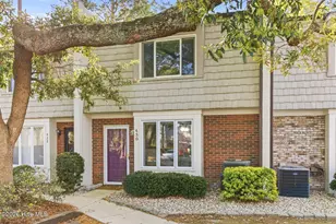 430 Cobblestone Dr, Wilmington, NC 28405 - Photo 1