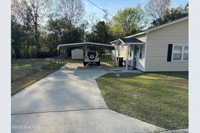 325 Tuskeegee Drive, Laurinburg, NC 28352 - Photo 6