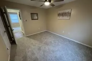 325 Tuskeegee Dr, Laurinburg, NC 28352 - Photo 12