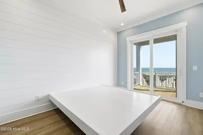 543 Ocean Boulevard W, Holden Beach, NC 28462 - Photo 20