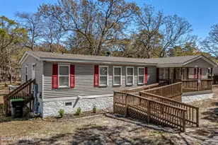2070 Helmsman Dr SW, Supply, NC 28462 - Photo 4