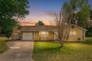 610 Wolverine Pl, Jacksonville, NC 28546 - Photo 1