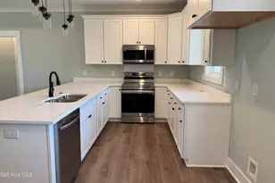 7151 Dale Ave SW, Ocean Isle Beach, NC 28469 - Photo 6