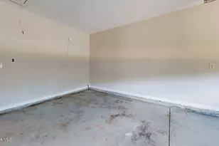 308 Parkton Dr, Richlands, NC 28574 - Photo 38