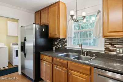 110 Jeb Stuart Drive, Wilmington, NC 28412 - Photo 12