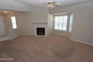 3304 Mulberry Ln, Greenville, NC 27858 - Photo 2