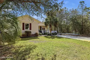 142 NW 8th St, Oak Island, NC 28465 - Photo 4