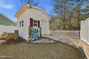 142 NW 8th St, Oak Island, NC 28465 - Photo 16