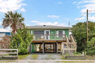 1011 S Anderson Boulevard #Topsail Beach, Topsail Beach, NC 28445 - Photo 1