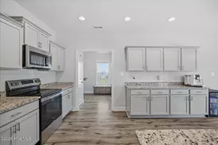 102 N Ardsley Ln, Rocky Point, NC 28457 - Photo 32