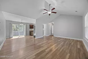 352 Tamarack Dr, Ayden, NC 28513 - Photo 6