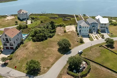 703 Cannonsgate Drive, Newport, NC 28570 - Photo 10