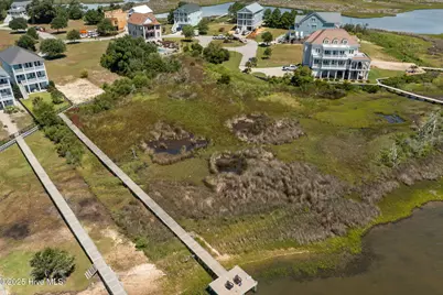 703 Cannonsgate Drive, Newport, NC 28570 - Photo 12