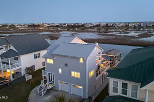 103 E Island Dr, Oak Island, NC 28465 - Photo 88