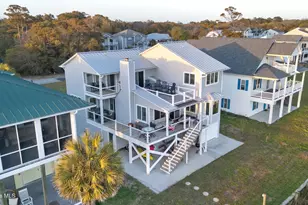 103 E Island Dr, Oak Island, NC 28465 - Photo 80