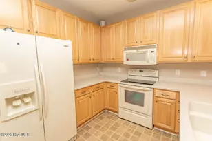 395 S Crow Creek Dr NW, Calabash, NC 28467 - Photo 6