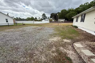 511 W Station St, Mount Olive, NC 28365 - Photo 14