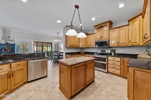 30180 E Lake Rd, Wagram, NC 28396 - Photo 12