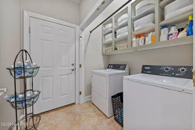 30180 E Lake Road, Wagram, NC 28396 - Photo 34