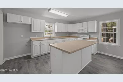 393 Old Vanceboro Road, New Bern, NC 28560 - Photo 12
