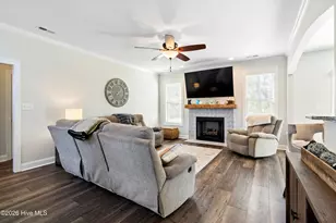 405 Falls Creek Ct, Jacksonville, NC 28540 - Photo 10