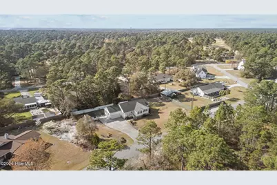 120 Robin Crescent, Cape Carteret, NC 28584 - Photo 48