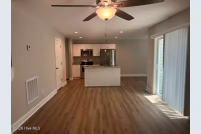 1050 W Indiana Avenue, Southern Pines, NC 28387 - Photo 8