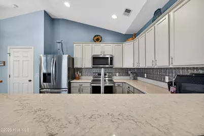 5257 Windward Way, Southport, NC 28461 - Photo 14