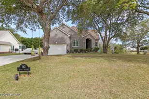 113 Harold Ave, Swansboro, NC 28584 - Photo 1