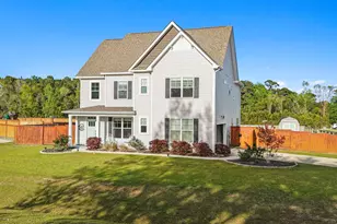183 Grandview Dr, Hampstead, NC 28443 - Photo 2
