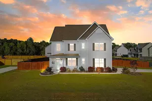 183 Grandview Dr, Hampstead, NC 28443 - Photo 2
