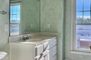 212 Middle St, New Bern, NC 28560 - Photo 8