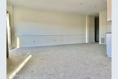 212 Middle Street #303, New Bern, NC 28560 - Photo 4