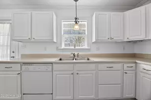 720 E Main St, Winterville, NC 28590 - Photo 10