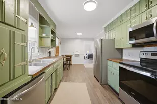 206 Hiland Park Ave, Hertford, NC 27944 - Photo 10
