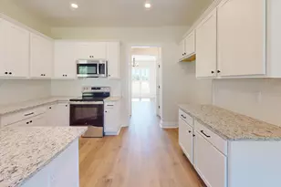 201 Spring Meadows Dr, Aberdeen, NC 28315 - Photo 10