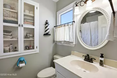 315 Brunswick Avenue W, Holden Beach, NC 28462 - Photo 14