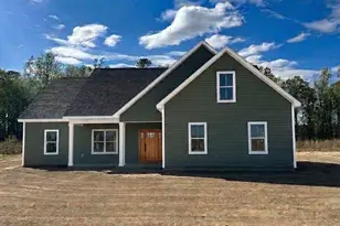 331 Crepe Myrtle Rd, Burgaw, NC 28425 - Photo 2