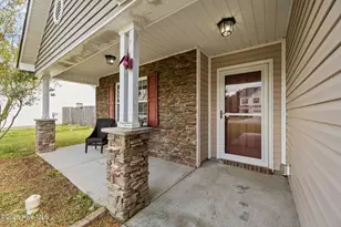719 Savannah Dr, Jacksonville, NC 28546 - Photo 6