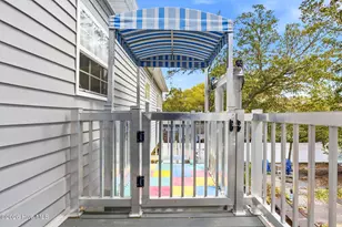 108 NW 25th St, Oak Island, NC 28465 - Photo 38