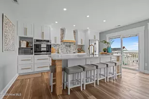 201 W Glenn St, Atlantic Beach, NC 28512 - Photo 10