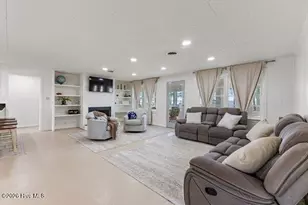 1922 Bella Coola Rd, Lake Waccamaw, NC 28450 - Photo 8