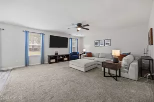 197 Desert Orchid Cir, Raeford, NC 28376 - Photo 4