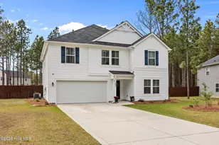 197 Desert Orchid Cir, Raeford, NC 28376 - Photo 2
