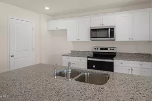 4838 Martha Wynd Wy, Farmville, NC 27828 - Photo 8