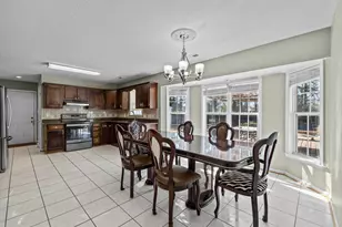 1017 N Cmns Dr, Jacksonville, NC 28546 - Photo 10