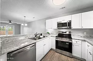 5060 Lamppost Cir, Wilmington, NC 28403 - Photo 4