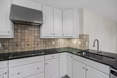 705 Valley Brook Road, Wilmington, NC 28412 - Photo 12